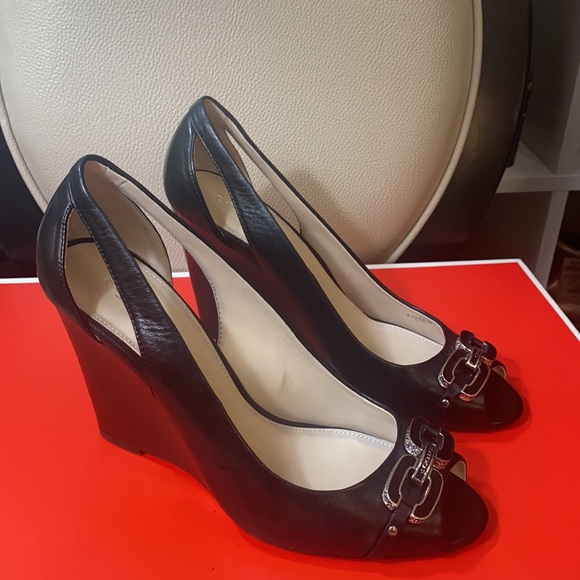 Beautiful Coach Wedges Black Brand New. - Picture 2 of 11